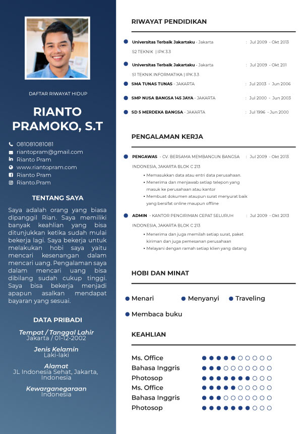 Template CV Blue Grad